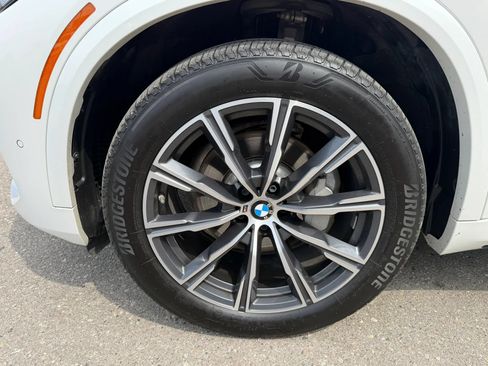 Used 2020 BMW X5 xDrive40i w/ M Sport Package AWD/4WD image 10