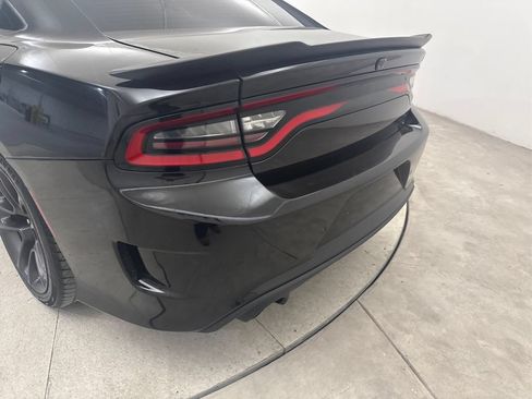 Used 2022 Dodge Charger Scat Pack w/ Plus Group RWD image 17