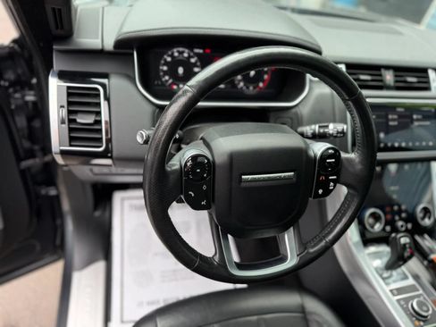 Used 2019 Land Rover Range Rover Sport HSE AWD/4WD image 18