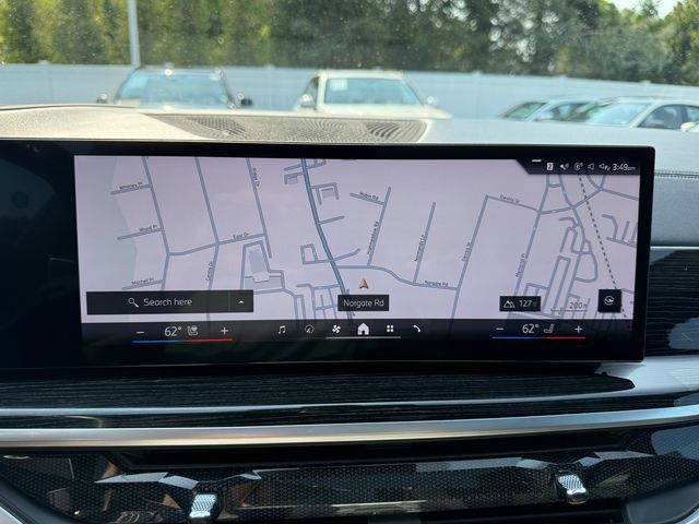 Used 2024 BMW X7 xDrive40i w/ M Sport Package AWD/4WD image 21