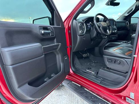 Used 2021 GMC Sierra 1500 AT4 w/ Technology Package image 19