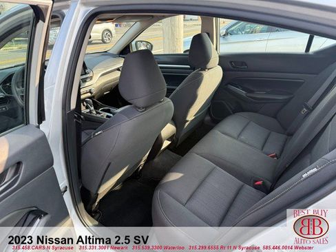 Used 2023 Nissan Altima 2.5 SV FWD image 10