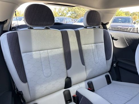 Used 2025 MINI Cooper S image 17