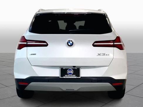 Certified 2025 BMW X3 xDrive30i image 4