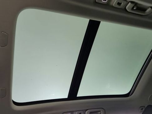 Certified 2023 Volvo XC60 B5 Plus w/ Protection Package Premier FWD image 26