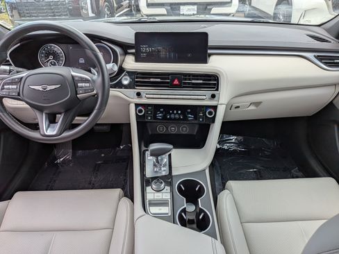 Used 2025 Genesis G70 2.5T RWD image 16
