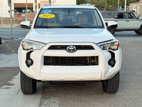 Used 2017 Toyota 4Runner SR5 Premium AWD/4WD image 3