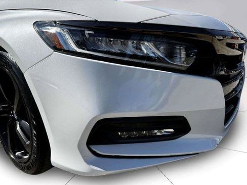 Used 2020 Honda Accord Sport image 11