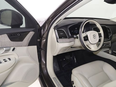 Used 2024 Volvo XC90 B6 Plus w/ Protection Package Premier image 49