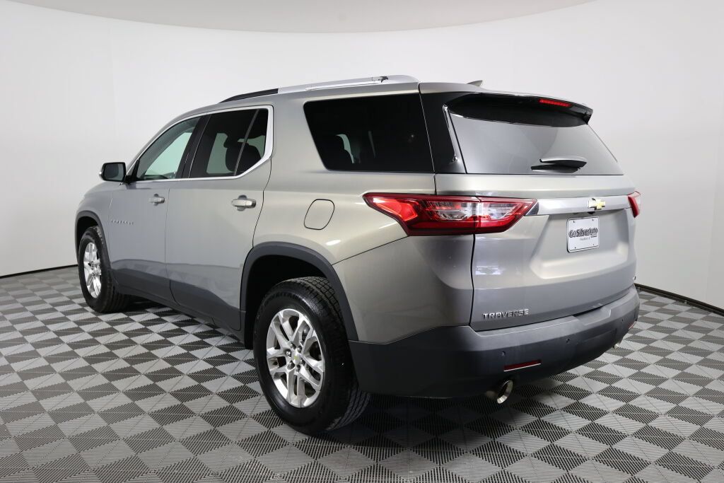 Used 2018 Chevrolet Traverse LT FWD image 4