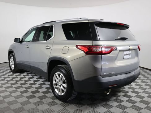 Used 2018 Chevrolet Traverse LT FWD image 4