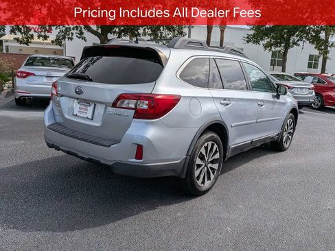Used 2016 Subaru Outback 2.5i Limited AWD/4WD image 4