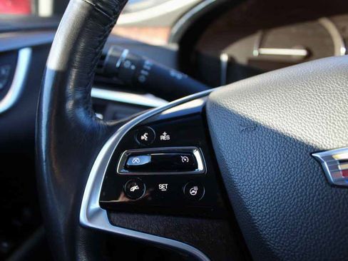 Used 2019 Cadillac XTS Luxury image 18