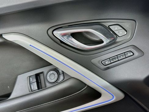 Used 2016 Chevrolet Camaro SS RWD image 19