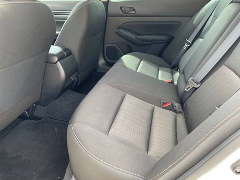Used 2024 Nissan Altima 2.5 S FWD image 18
