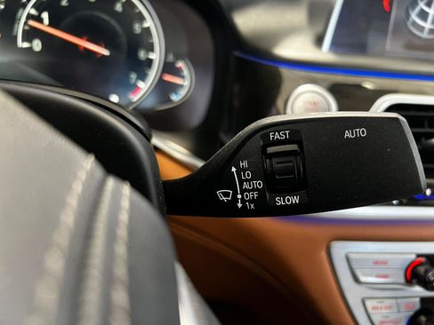 Used 2018 BMW 750i xDrive image 35