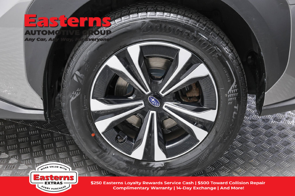 Used 2023 Subaru Solterra AWD image 9