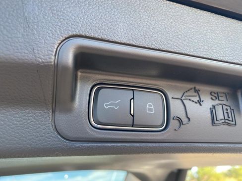 New 2025 Ford Explorer Active w/ Active Comfort Package image 39