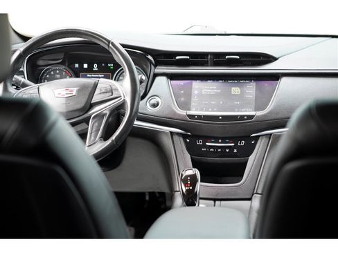 Used 2020 Cadillac XT5 Premium Luxury image 21