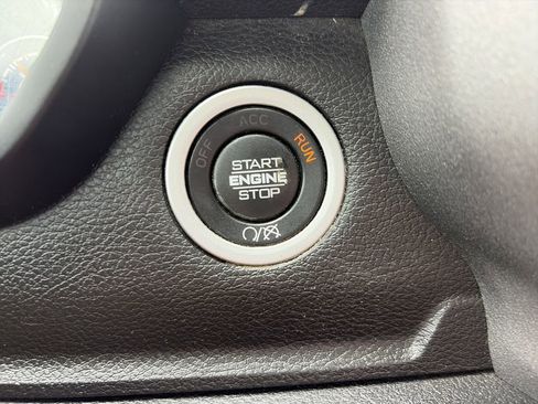 Used 2022 RAM 3500 Tradesman AWD/4WD image 31