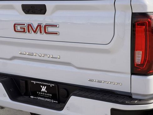 New 2026 GMC Sierra 1500 Denali w/ Denali Reserve Package image 4