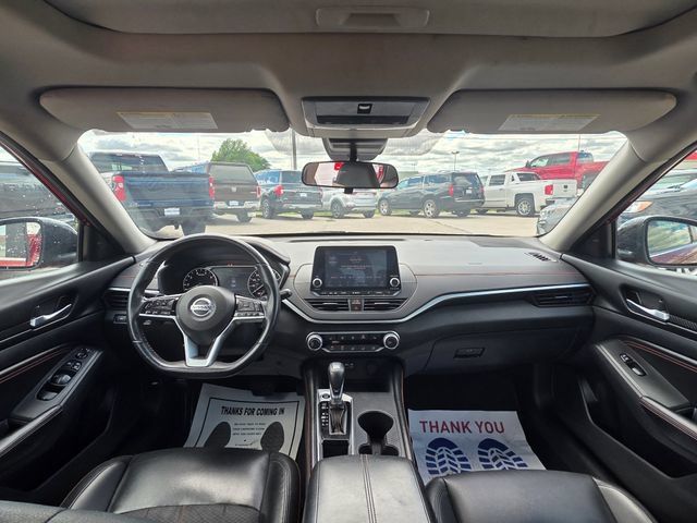 Used 2020 Nissan Altima 2.0 SR FWD image 10