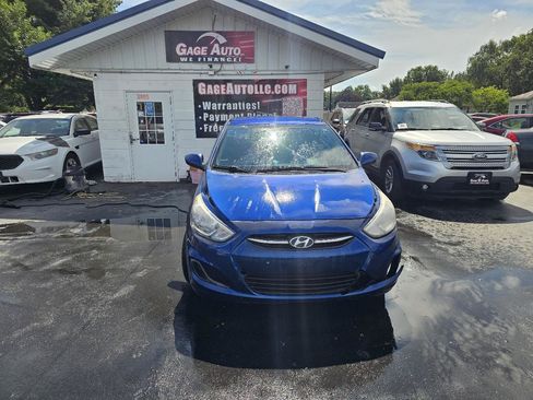 Used 2015 Hyundai Accent GS FWD image 2