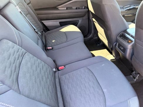 Certified 2025 Nissan Pathfinder SV FWD image 13