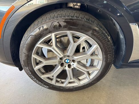 Certified 2024 BMW X7 xDrive40i AWD/4WD image 11