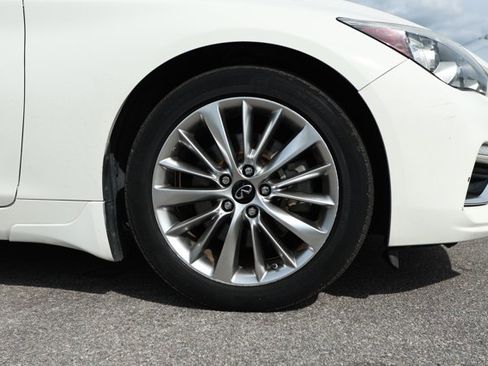 Used 2021 INFINITI Q50 Luxe w/ Cargo Package RWD image 5