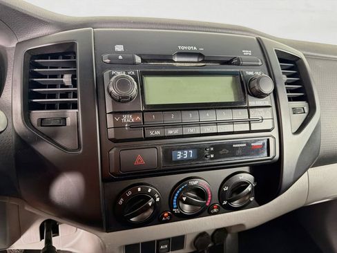 Used 2012 Toyota Tacoma 2WD Regular Cab image 18