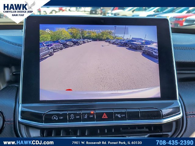 Used 2025 Jeep Compass Trailhawk AWD/4WD image 16