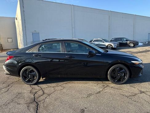 New 2026 Hyundai Elantra SEL Sport image 8