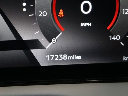 Used 2023 Nissan Ariya AWD image 59