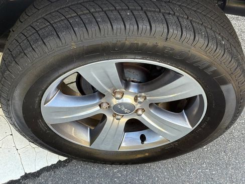 Used 2017 Jeep Patriot High Altitude image 14