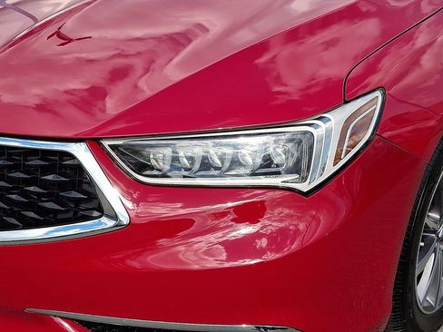 Used 2019 Acura TLX w/ Technology Package FWD image 9