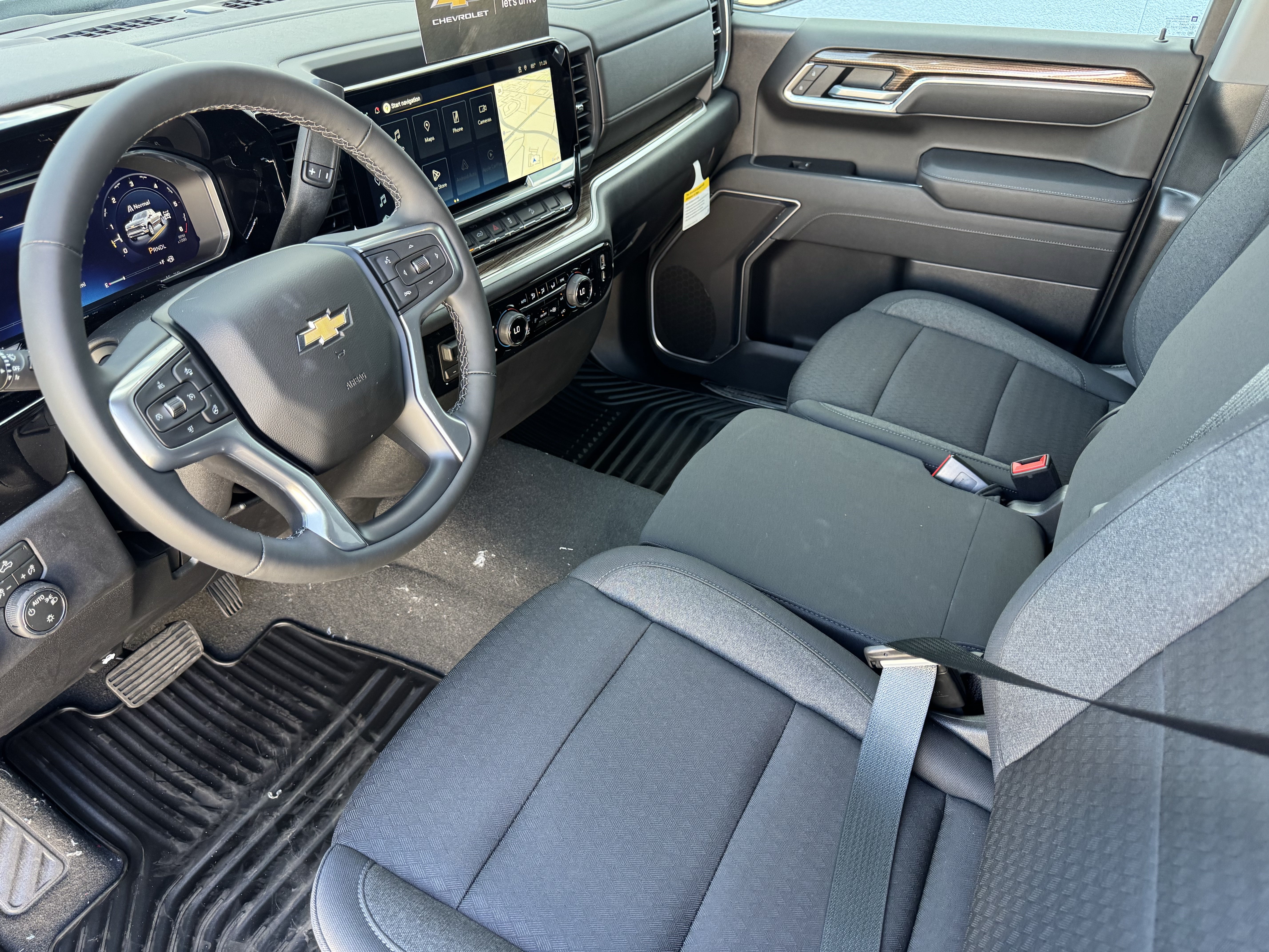 New 2026 Chevrolet Silverado 1500 LT w/ Z71 Off-Road Package AWD/4WD image 9