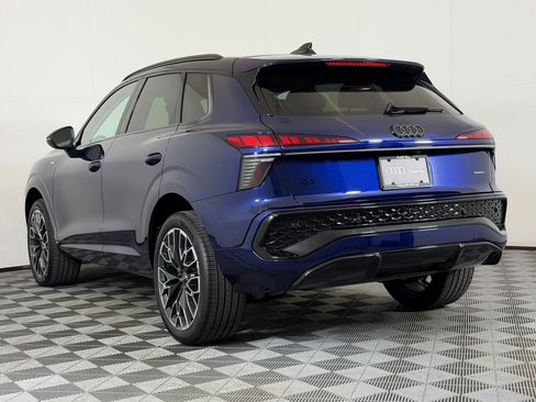 New 2026 Audi Q3 quattro 2.0T AWD/4WD image 3