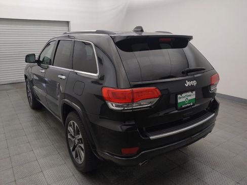 Used 2017 Jeep Grand Cherokee Overland RWD image 5