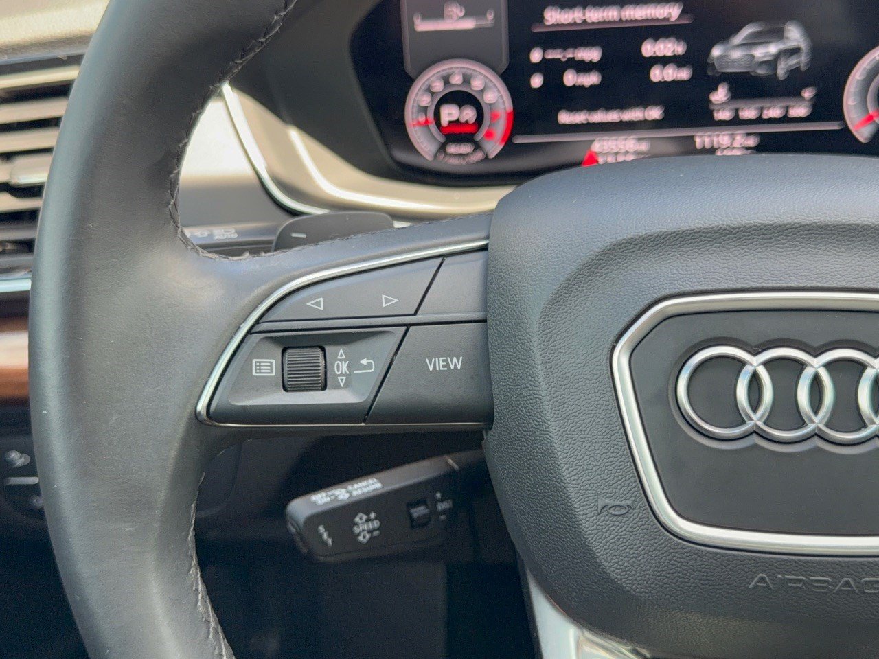 Used 2023 Audi Q5 2.0T Premium Plus w/ Premium Plus Package AWD/4WD image 18