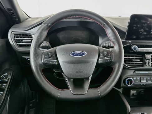 Used 2025 Ford Escape ST-Line FWD image 18