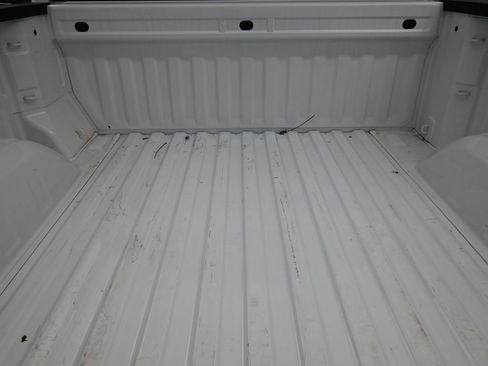 Used 2022 GMC Sierra 1500 Elevation w/ LPO, Elevation Black Package image 18