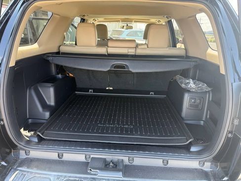 Used 2019 Toyota 4Runner SR5 Premium AWD/4WD image 16