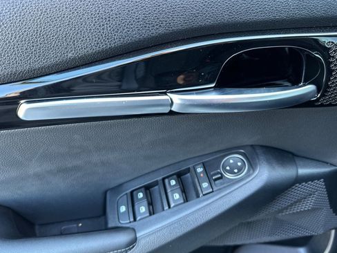 New 2026 Kia Seltos S FWD image 12