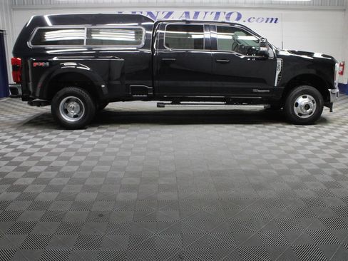 Used 2024 Ford F350 Lariat w/ FX4 Off-Road Package AWD/4WD image 2