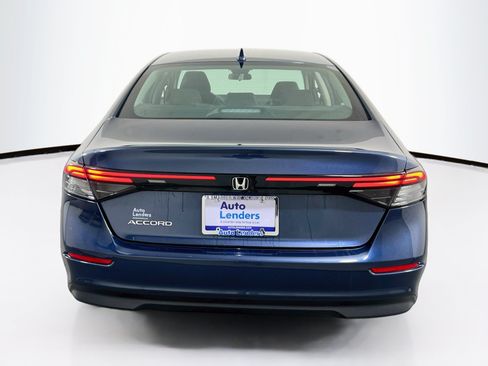 Used 2023 Honda Accord EX image 6