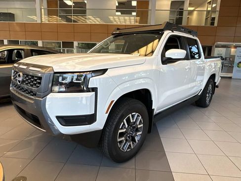 New 2026 Nissan Frontier SV w/ Tow Package AWD/4WD image 3