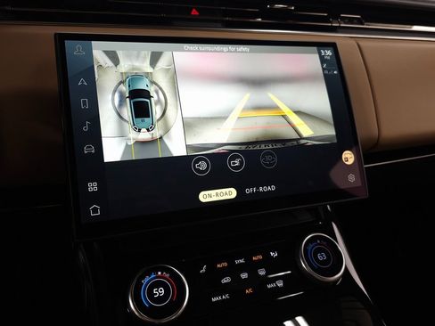 Used 2023 Land Rover Range Rover Sport SE image 33