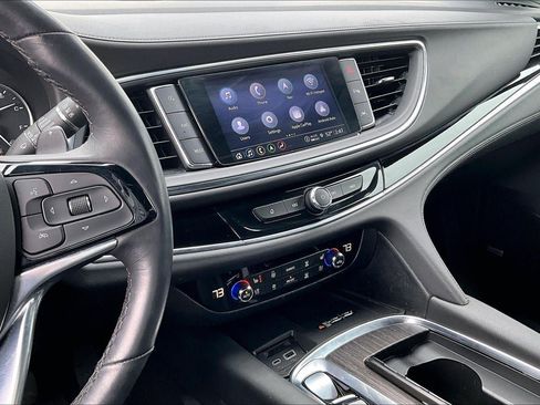 Used 2024 Buick Enclave Avenir w/ Avenir Technology Package image 6