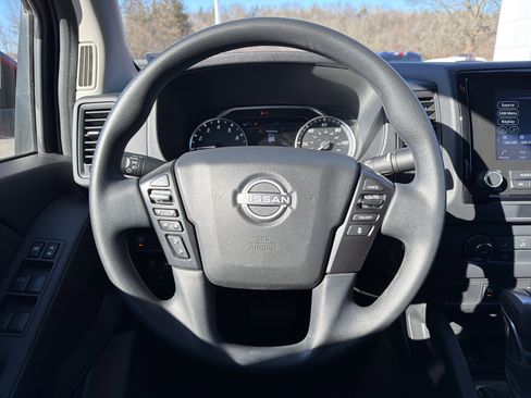 Used 2023 Nissan Frontier S w/ Technology Package image 13